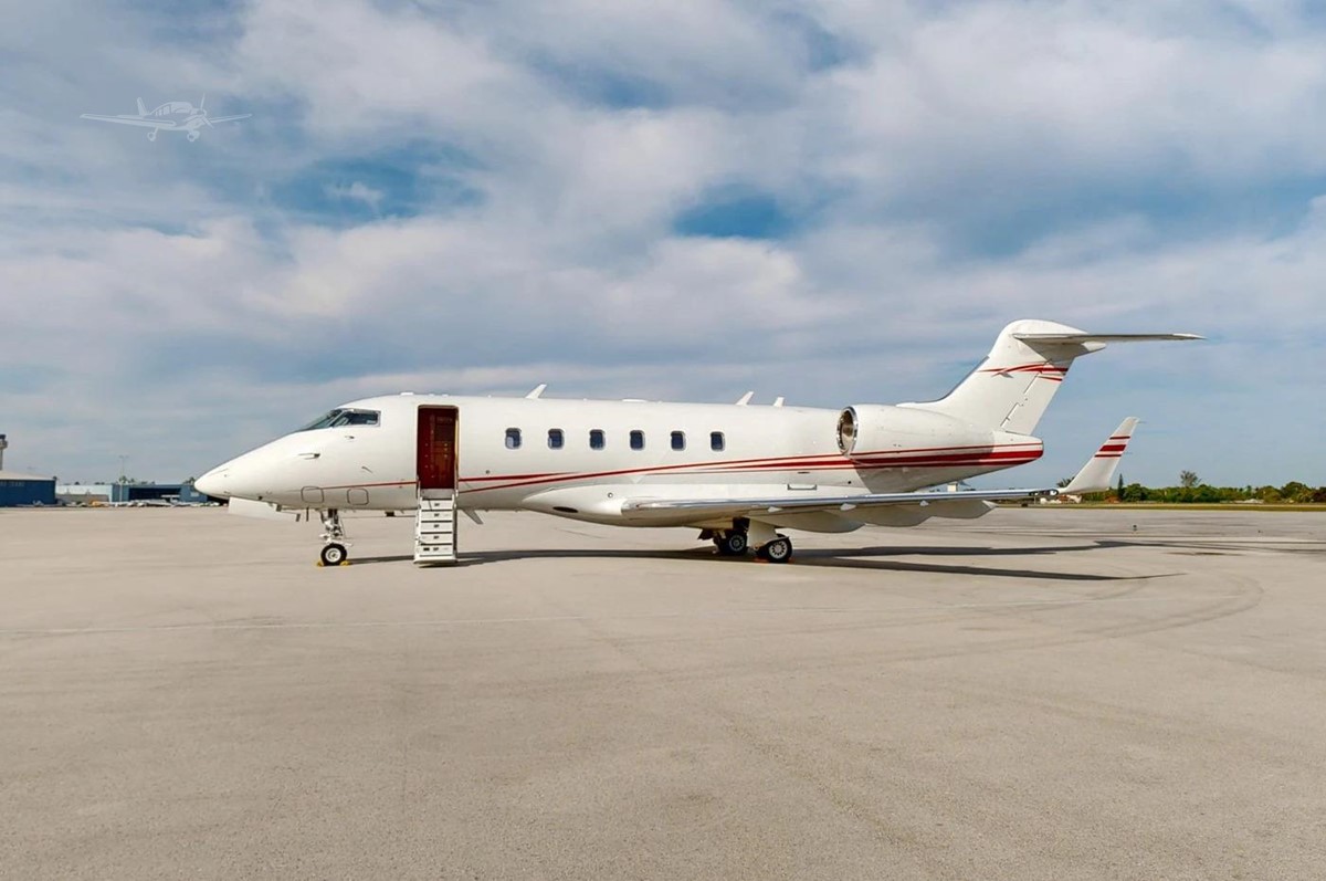 2013 BOMBARDIER CHALLENGER 300